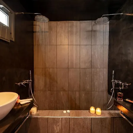 Saint Sin - Adults Only Hotel